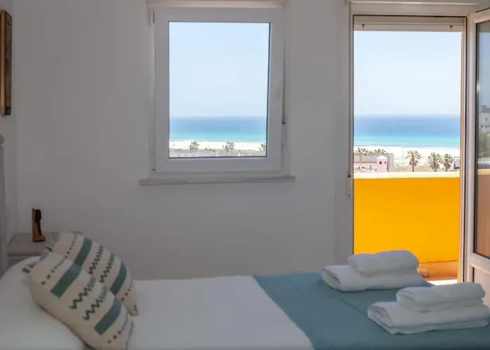 Lances Blue - A Pie De Playa - Tarifarent